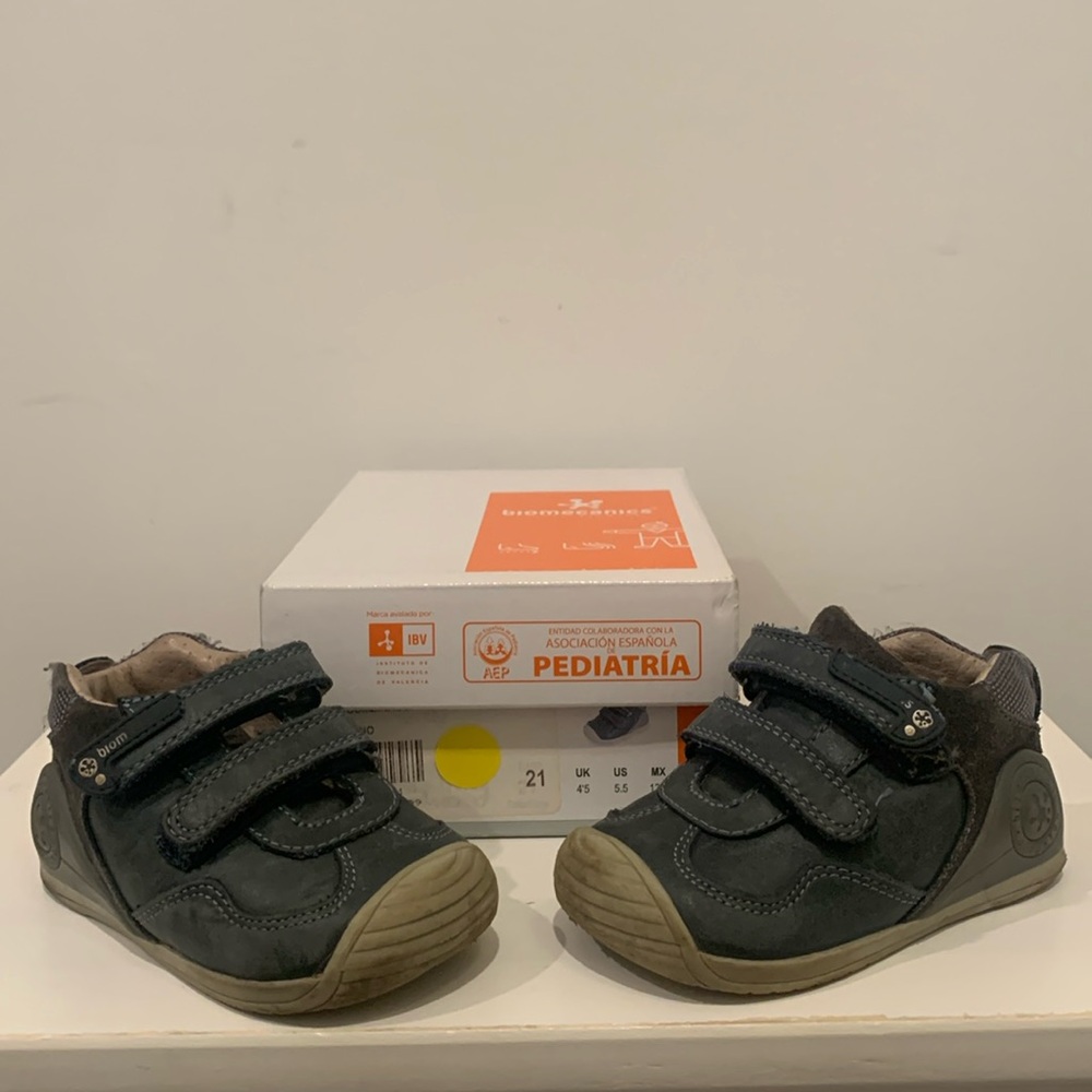 Biomecanics navy and grey walking shoes size 5.5.